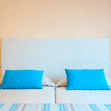 Universal Don Camilo 4* 산트 엘름