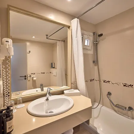 Apartahotel Universal Don Camilo 4*