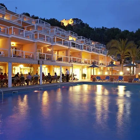 Universal Don Camilo 4*