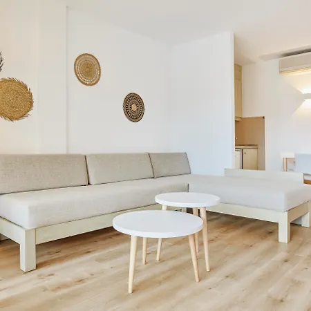 Universal Don Camilo Apartmanhotel