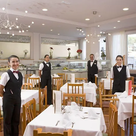 Universal Don Camilo Aparthotel Sant Elm